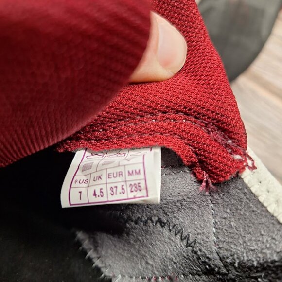 Evolv Elektra Climbing Shoes Maroon Womens Size 7 - Picture 6 of 6